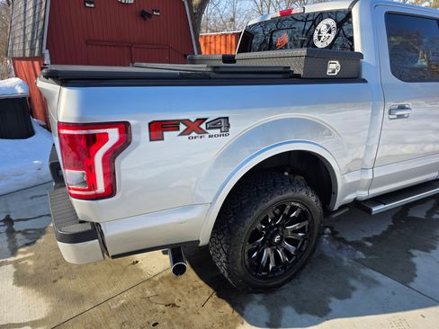 Used 2016 Ford F150 XLT w/ Equipment Group 302A Luxury image 14