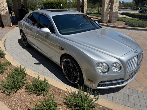 Used 2014 Bentley Flying Spur W12 image 6