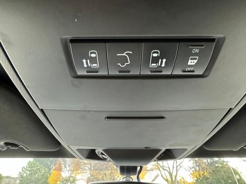 Used 2014 Dodge Grand Caravan R/T w/ Safety Sphere Group image 21