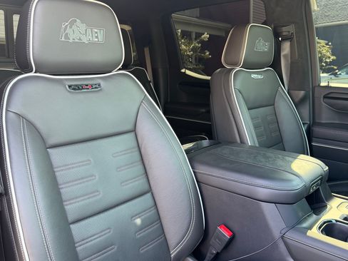 Used 2025 GMC Sierra 1500 AT4X w/ AT4X AEV Edition AWD/4WD image 22