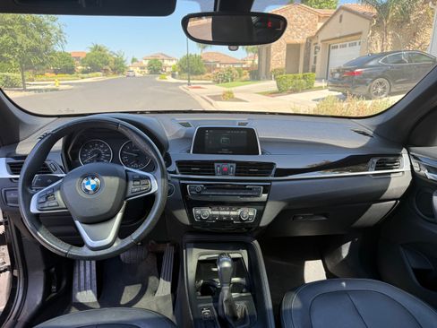 Used 2018 BMW X1 xDrive28i AWD/4WD image 11