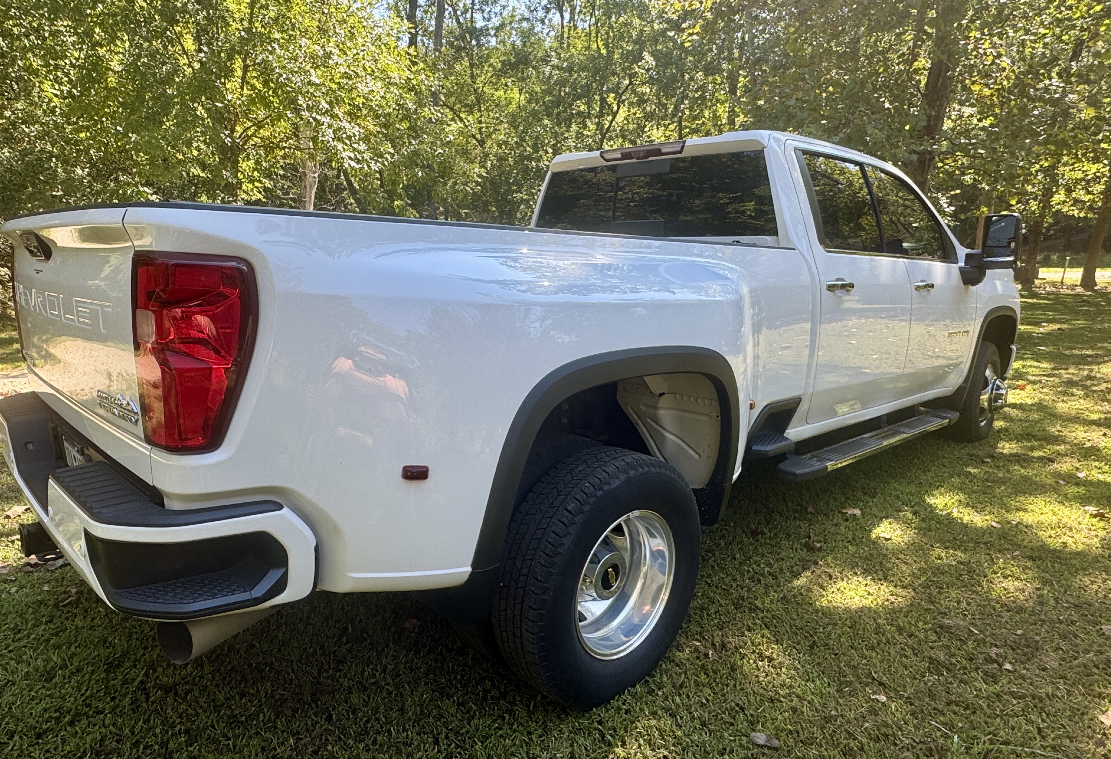 Used 2021 Chevrolet Silverado 3500 High Country AWD/4WD image 28