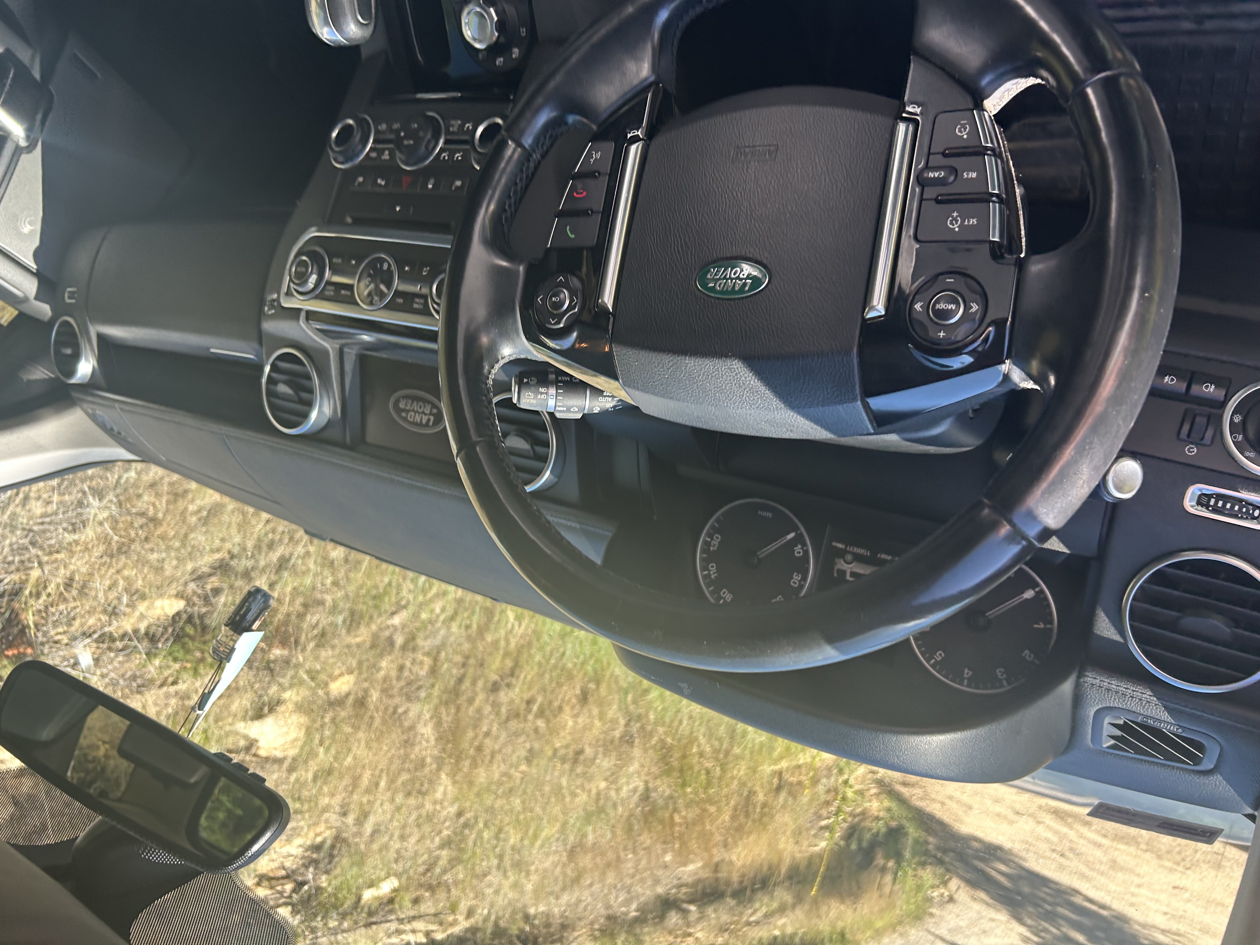 Used 2013 Land Rover LR4 HSE AWD/4WD image 10