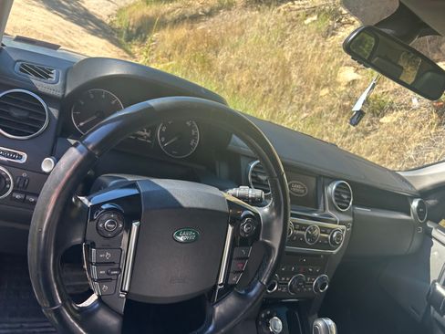 Used 2013 Land Rover LR4 HSE AWD/4WD image 10