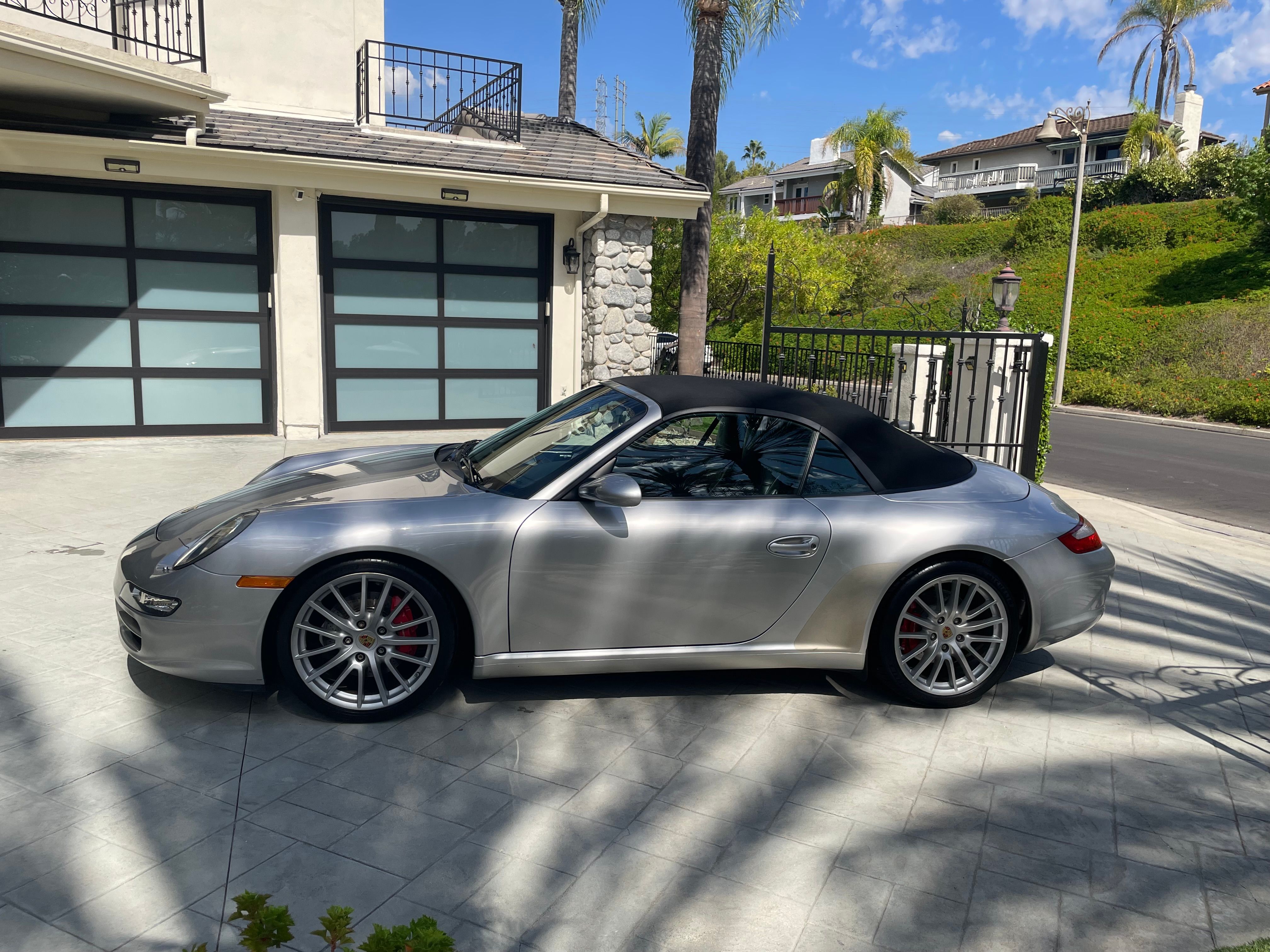 Used 2007 Porsche 911 Carrera S RWD image 2