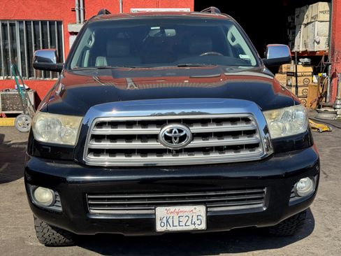 Used 2010 Toyota Sequoia Limited image 5