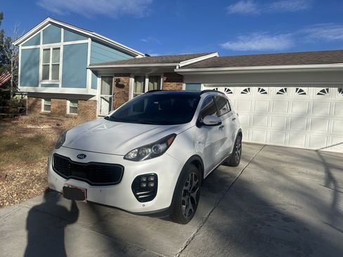 Used 2018 Kia Sportage SX image 10