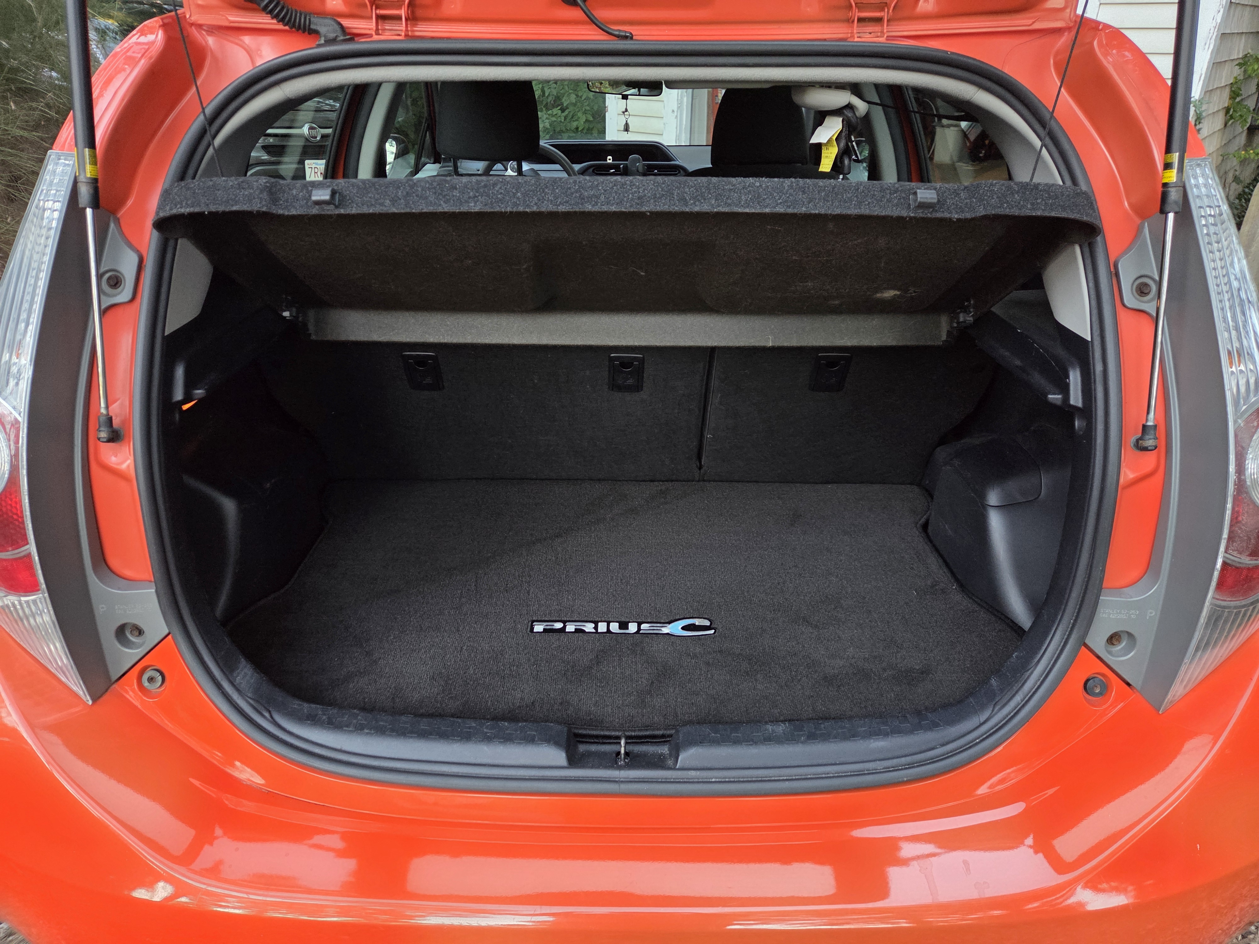 Used 2013 Toyota Prius C Three FWD image 6