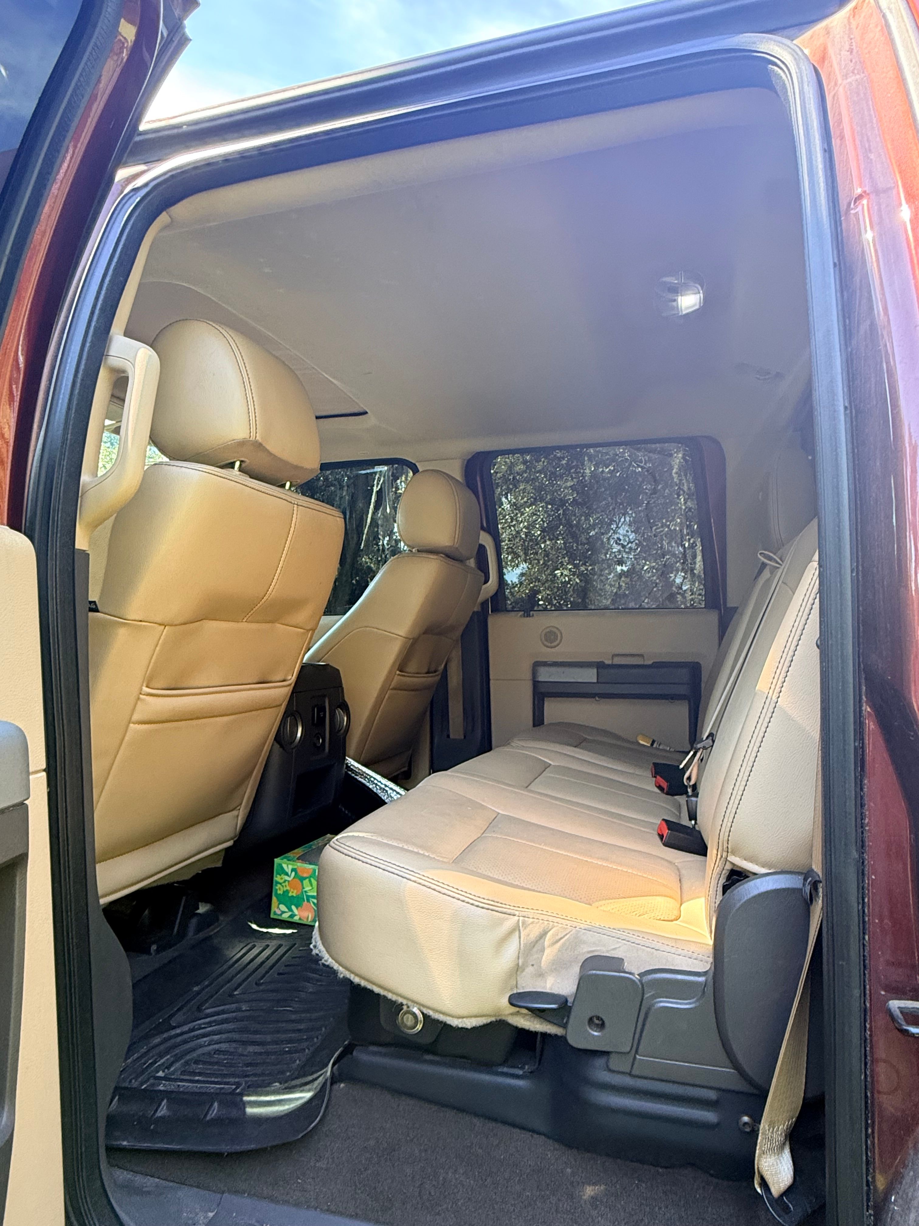 Used 2015 Ford F250 Lariat w/ Chrome Package AWD/4WD image 12