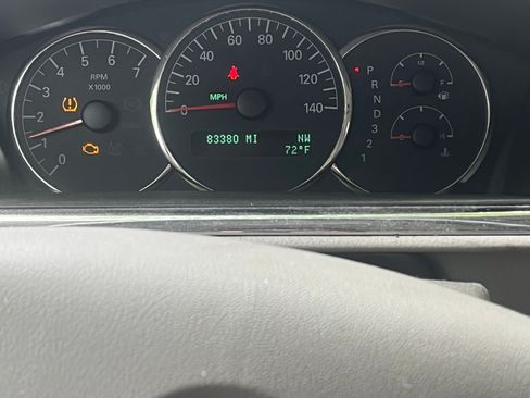 Used 2008 Buick LaCrosse CX FWD image 1