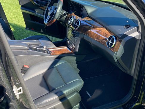 Used 2015 Mercedes-Benz GLK 350 2WD image 15