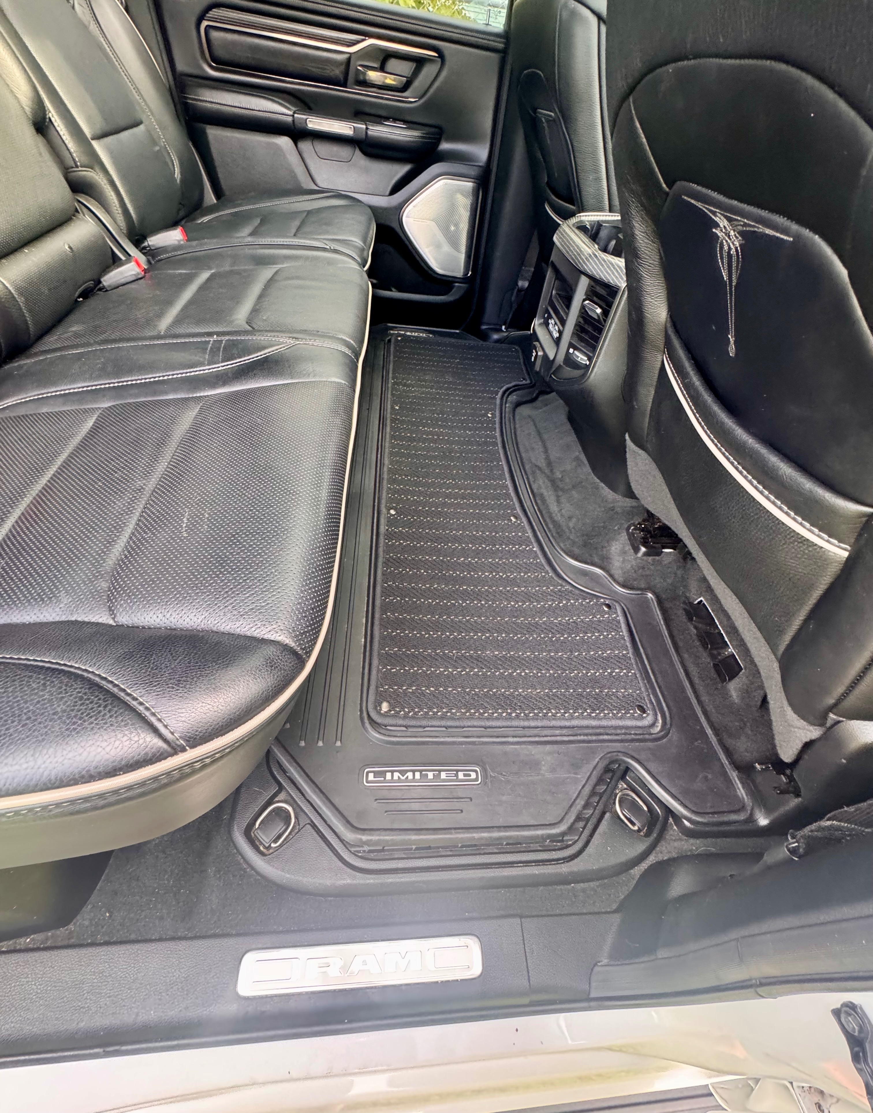 Used 2021 RAM 1500 Limited w/ Night Edition AWD/4WD image 17