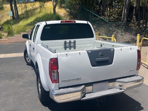 Used 2014 Nissan Frontier S AWD/4WD image 10