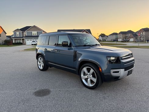 Used 2020 Land Rover Defender 110 HSE image 8