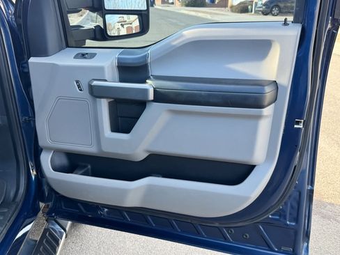 Used 2018 Ford F150 XLT w/ Equipment Group 302A Luxury image 14