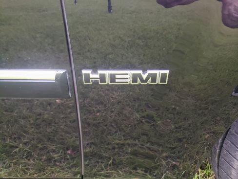 Used 2007 Dodge Magnum SRT8 w/ SRT Option Group III image 13