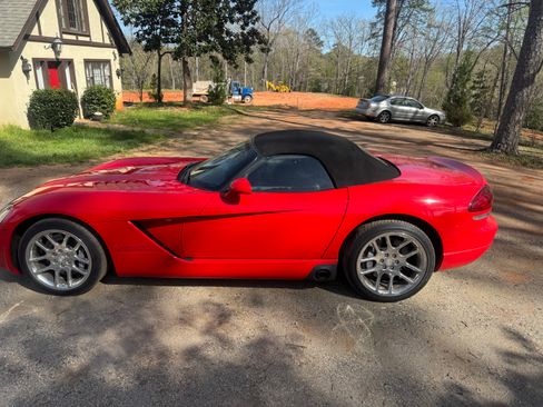 Used 2003 Dodge Viper SRT-10 image 5