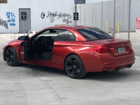 Used 2015 BMW M4 Convertible RWD image 20