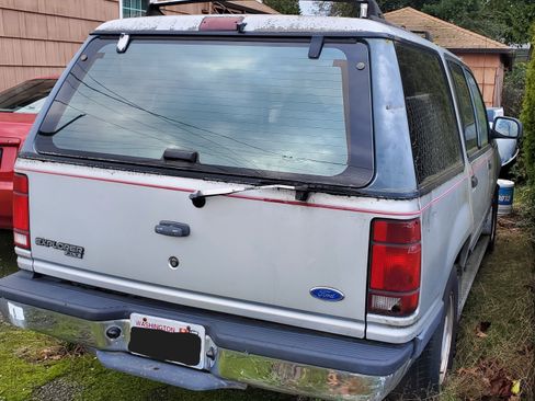 Used 1992 Ford Explorer 2WD 4-Door image 5