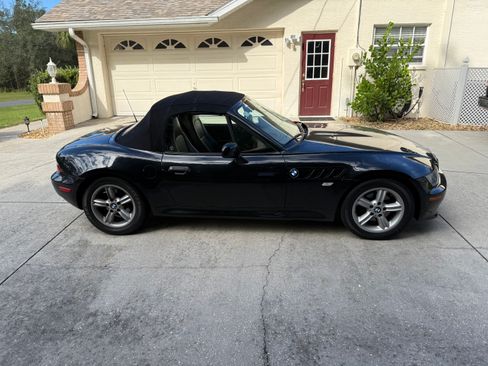 Used 2000 BMW Z3 2.5i image 2