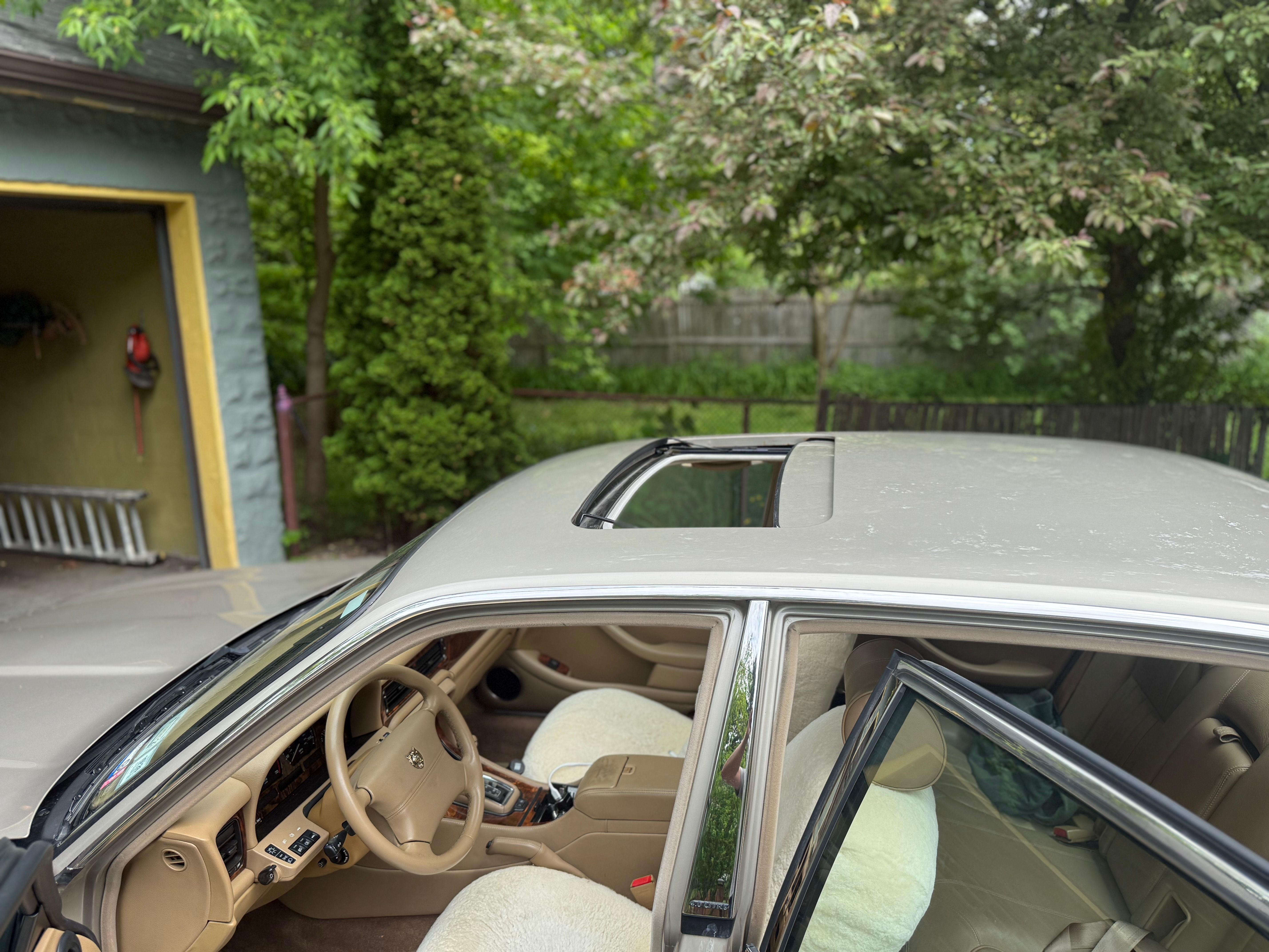 Used 1995 Jaguar XJ6 RWD image 8