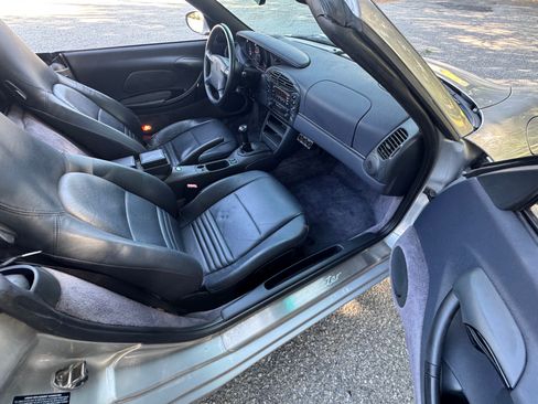 Used 1999 Porsche Boxster image 17