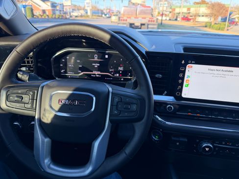 Used 2024 GMC Sierra 1500 SLT w/ SLT Premium Plus Package image 8