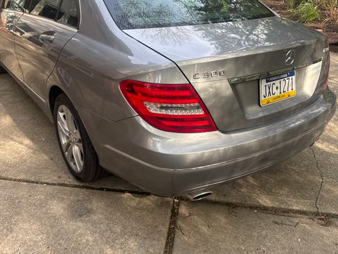 Used 2013 Mercedes-Benz C 300 4MATIC Sedan image 5