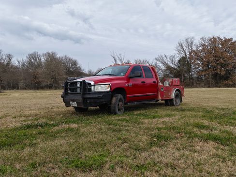 Used 2007 Dodge Ram 3500 Truck SLT image 5
