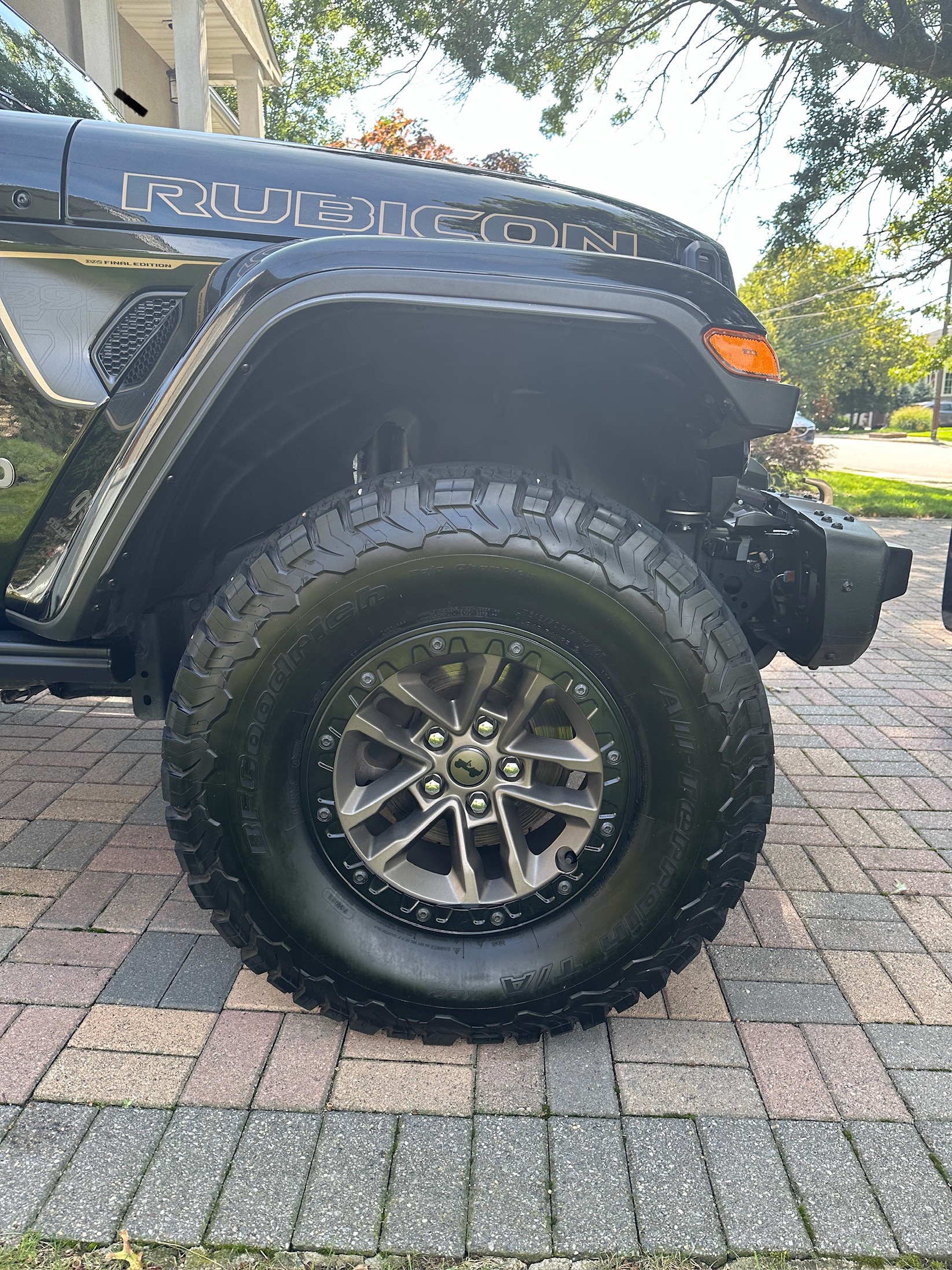 Used 2025 Jeep Wrangler Unlimited Rubicon 392 AWD/4WD image 17