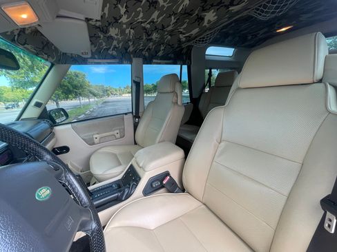 Used 2003 Land Rover Discovery S image 14