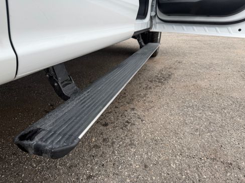 Used 2015 Ford F150 Lariat w/ Equipment Group 502A Luxury image 18