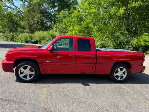Used 2004 Chevrolet Silverado 1500 SS AWD/4WD image 4