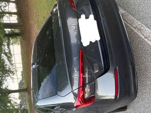 Used 2022 Honda Civic Sport image 10