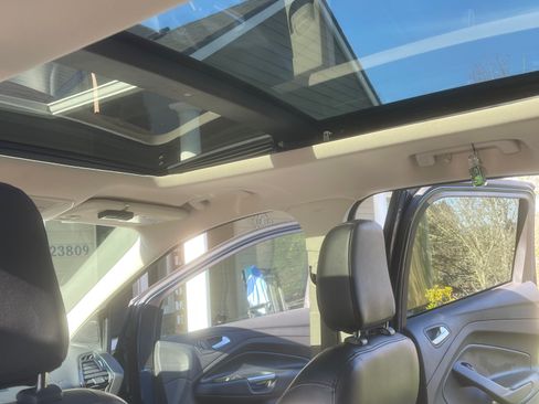 Used 2018 Ford Escape SEL w/ Ford Safe & Smart Package image 6