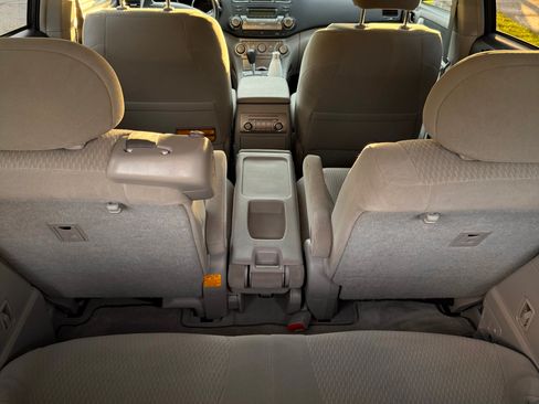 Used 2010 Toyota Highlander 4WD image 20