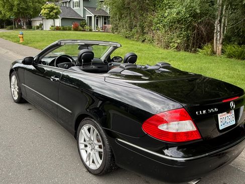 Used 2009 Mercedes-Benz CLK 350 Cabriolet image 20
