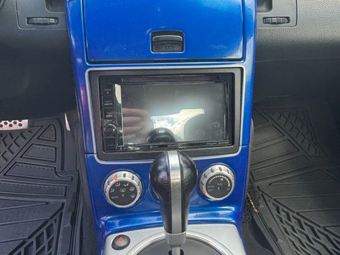 Used 2007 Nissan 350Z Touring image 9