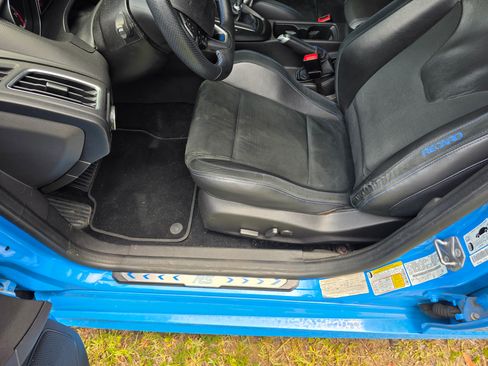 Used 2016 Ford Focus RS image 14