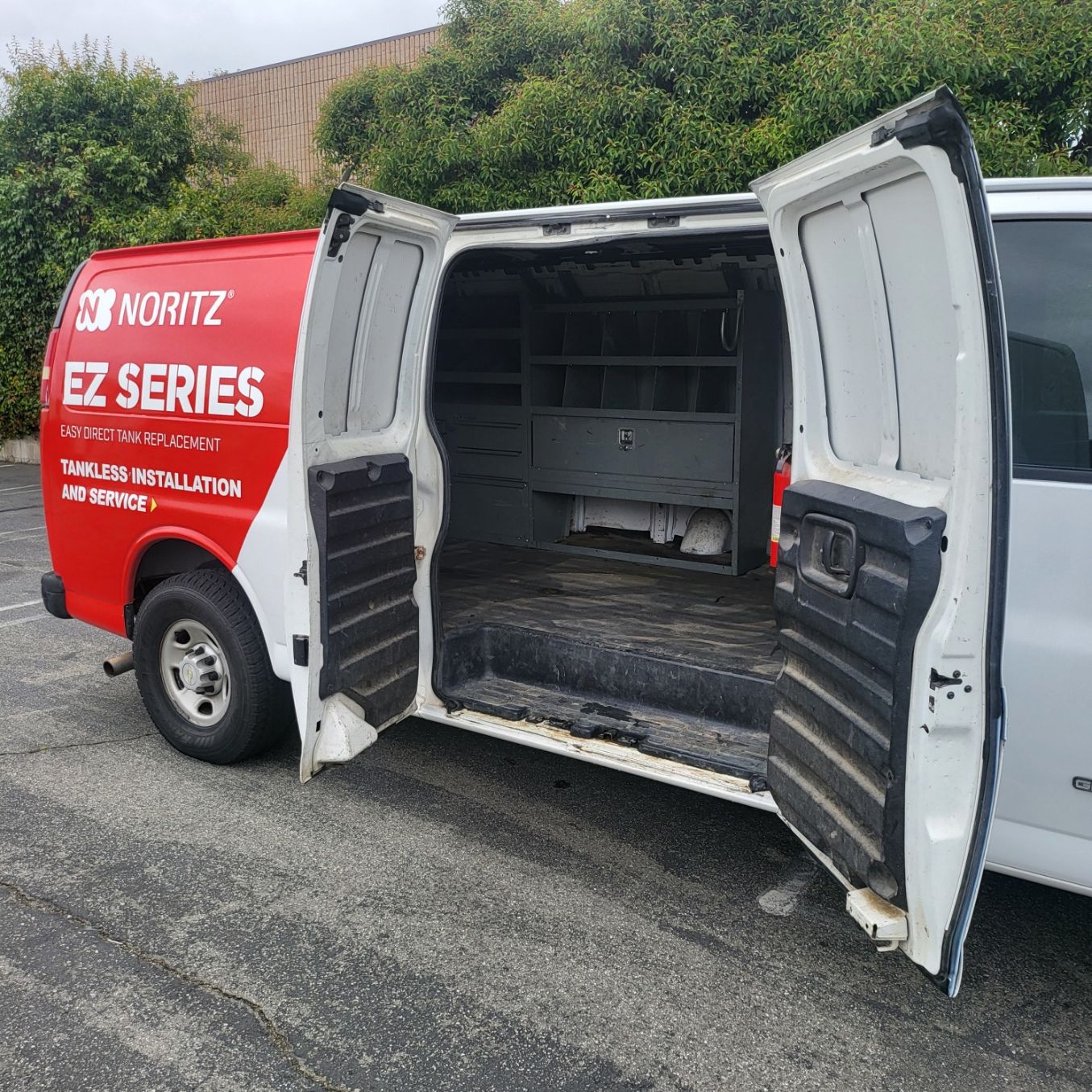 Used 2003 GMC Savana 3500 Extended RWD image 10