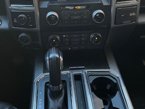 Used 2019 Ford F150 Platinum w/ Equipment Group 701A Luxury image 12