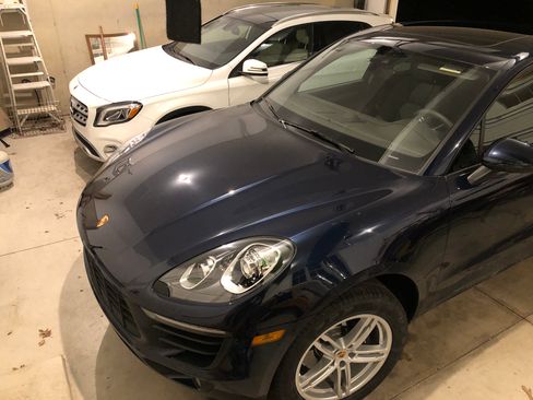 Used 2018 Porsche Macan Sport Edition image 1