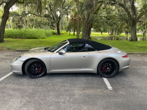 Used 2012 Porsche 911 Carrera S RWD image 4