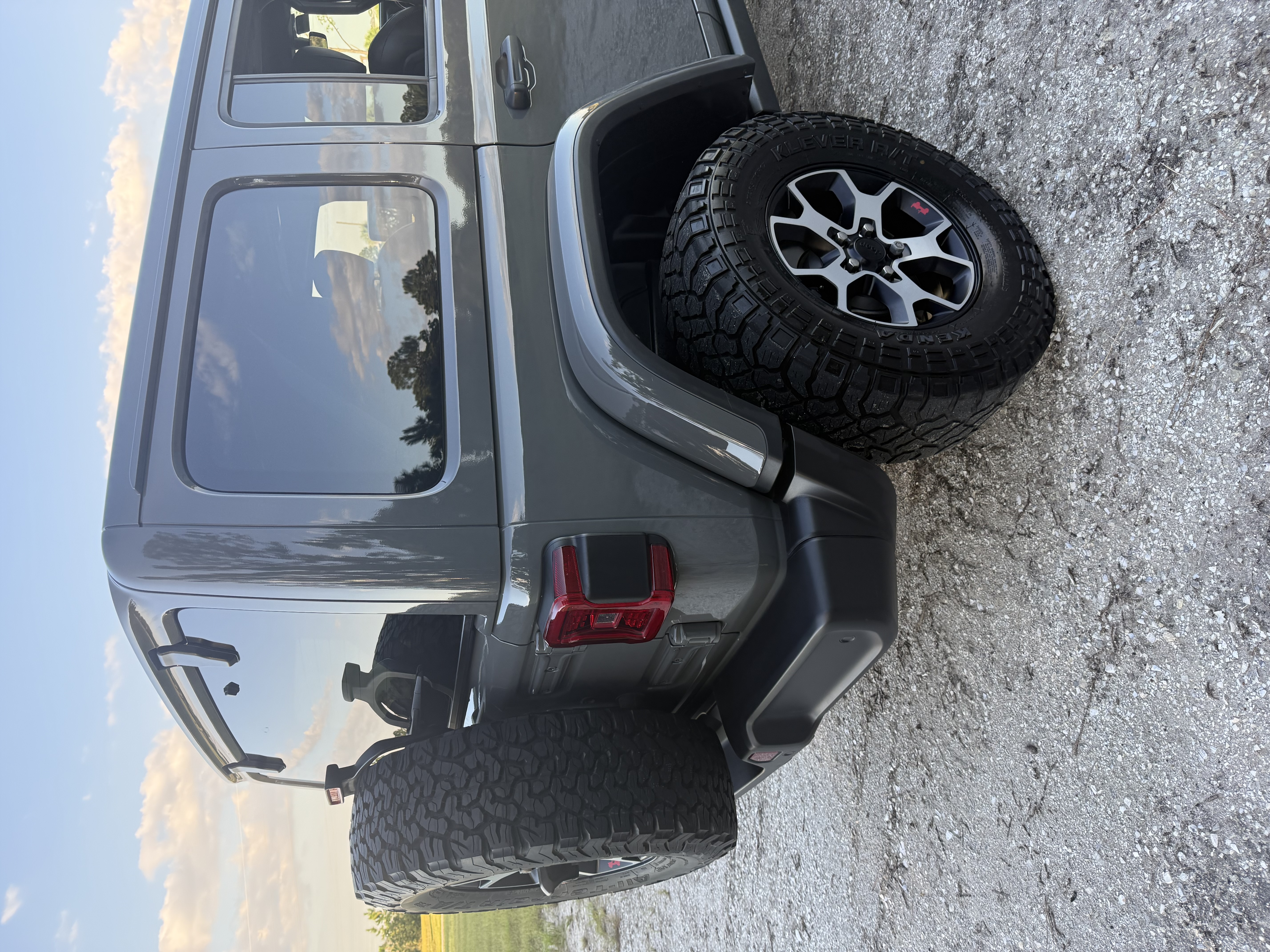 Used 2021 Jeep Wrangler Unlimited Rubicon AWD/4WD image 9