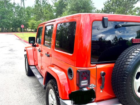 Used 2015 Jeep Wrangler Unlimited Sahara w/ Trailer Tow Group image 2