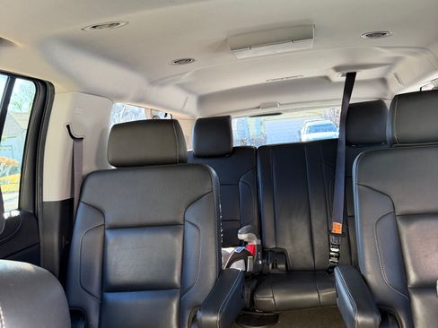 Used 2016 GMC Yukon XL SLT w/ Open Road Package image 9