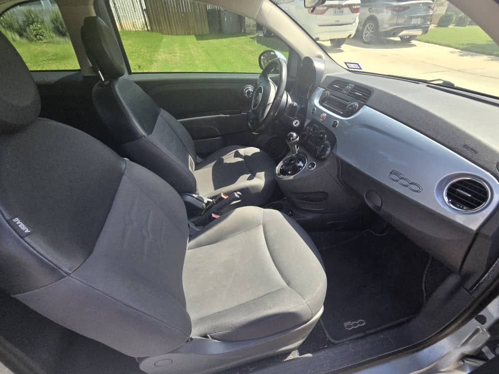 Used 2015 FIAT 500 Pop FWD image 9