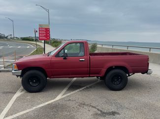 Used 1995 Toyota Pickup DX image 1