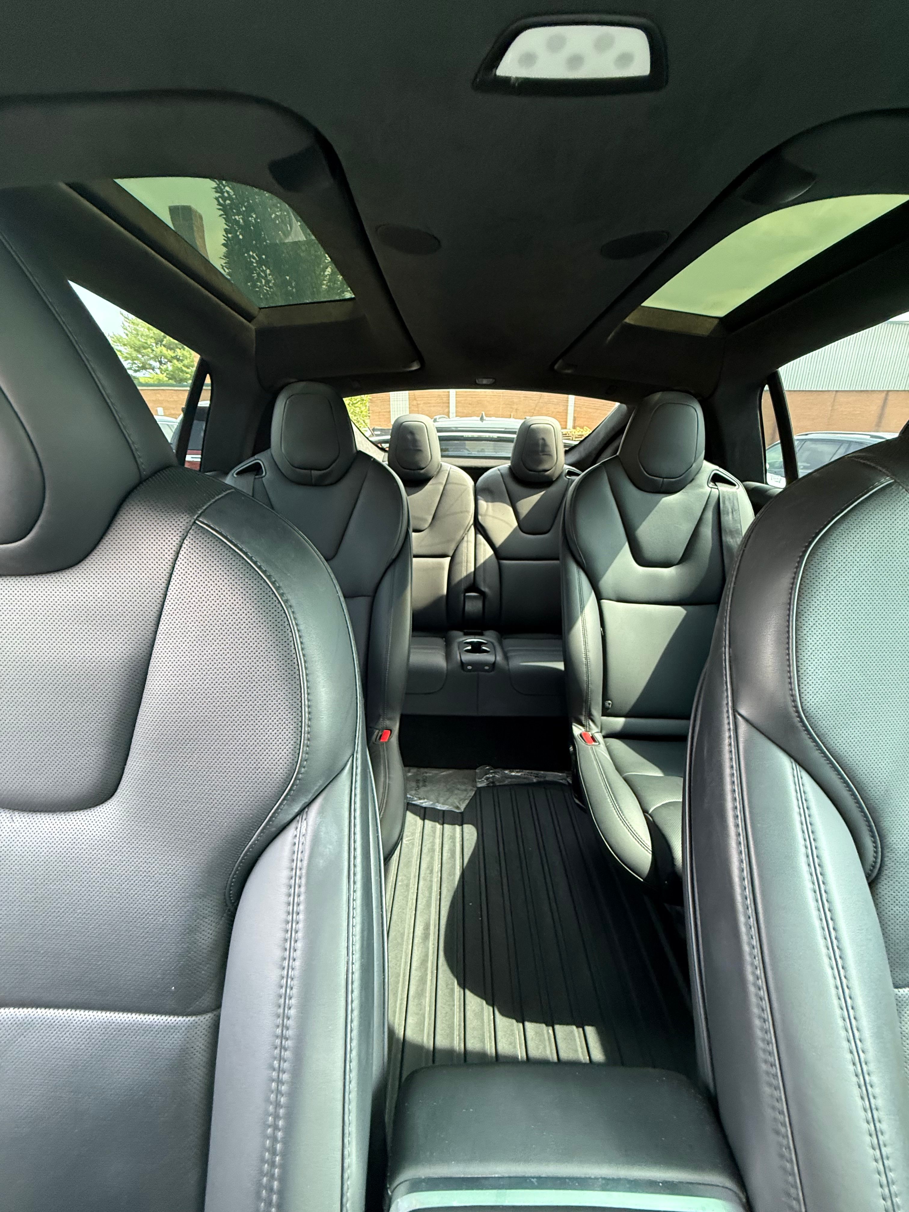 Used 2023 Tesla Model X AWD/4WD image 16