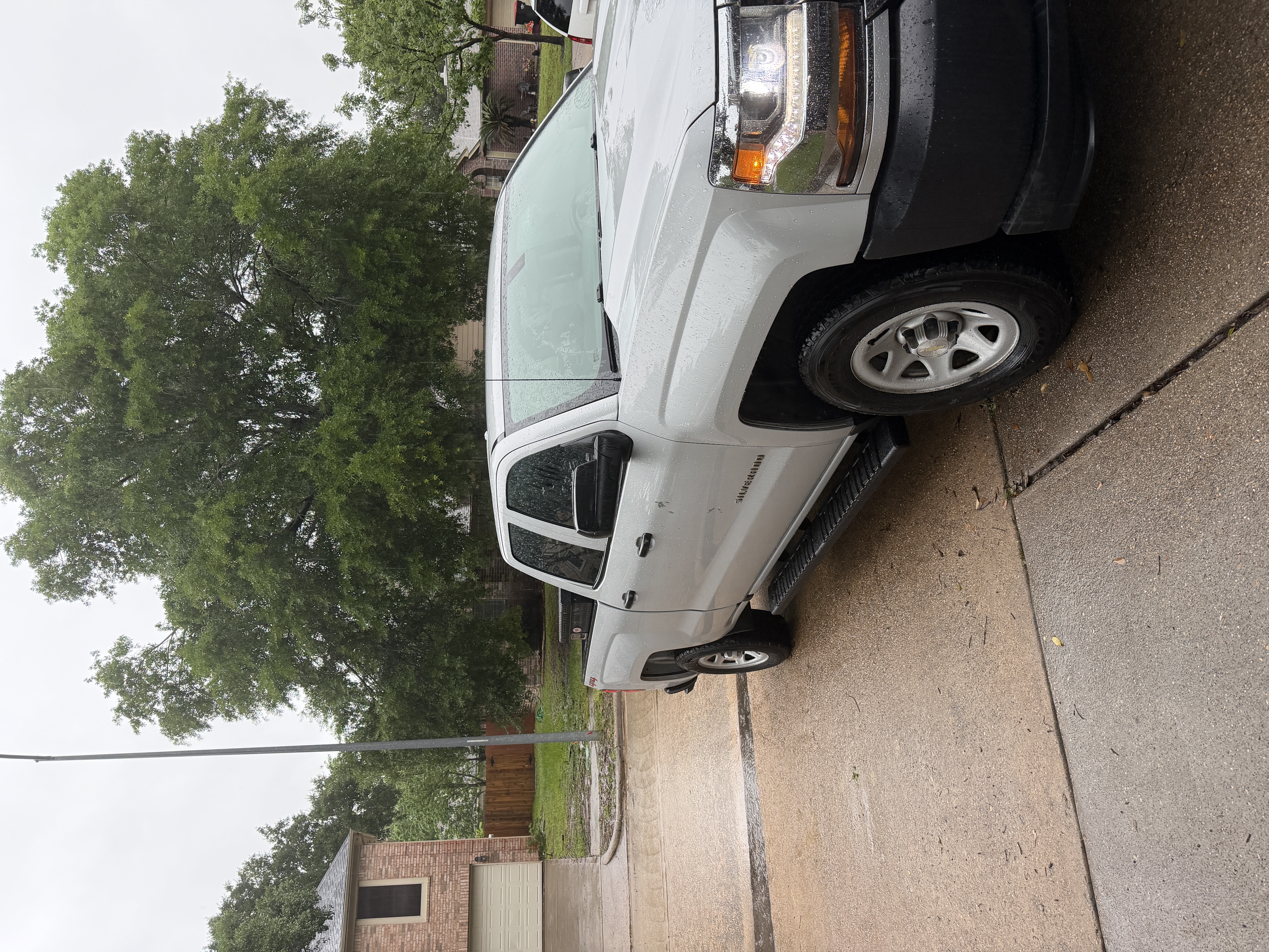 Used 2018 Chevrolet Silverado 1500 W/T w/ Trailering Package AWD/4WD image 1